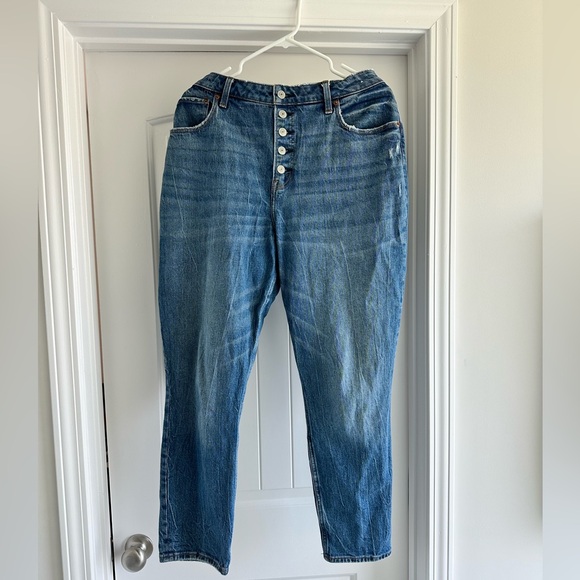 Abercrombie & Fitch Denim - Abercrombie & Fitch High Rise Blue Jeans